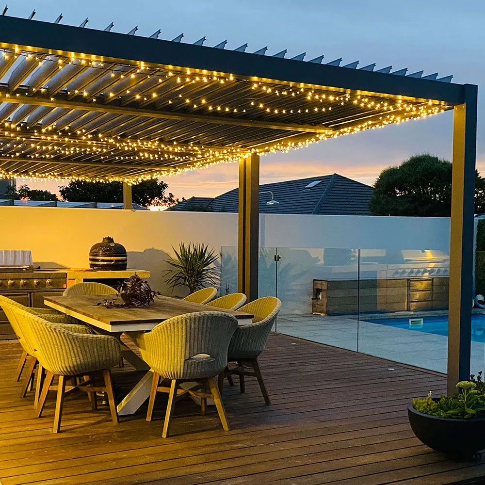 sunopy-deluxe-aluminium-pergola-lifestyle-image4