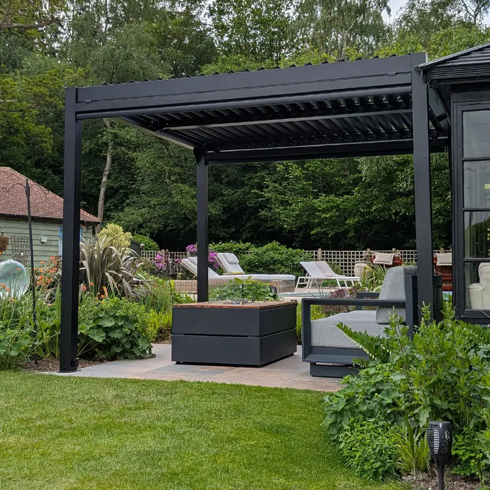 #colour_matte black #size_2.5m x 2.5m